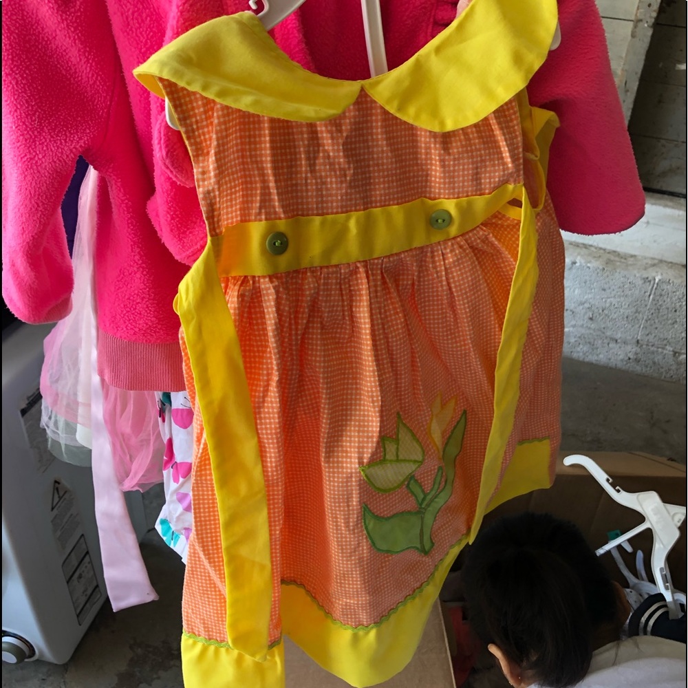 Girls dress